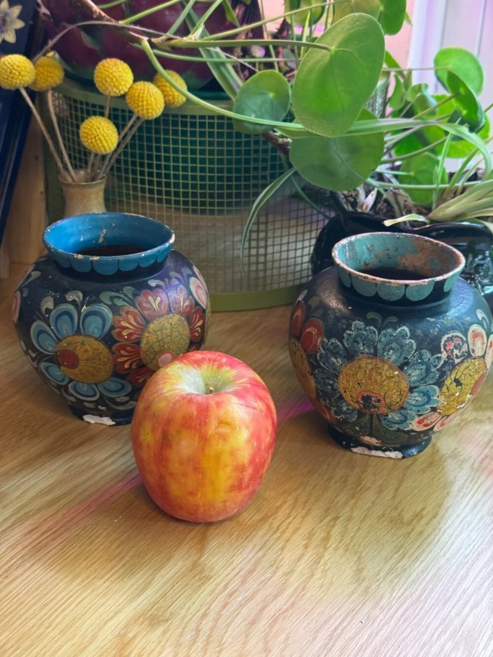 Unknown vintage folk